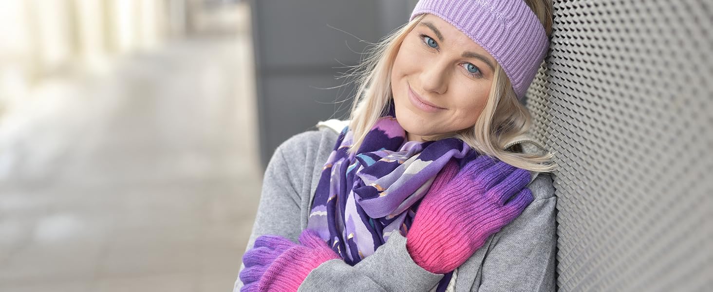 Жіночі в'язані рукавички styleBREAKER з декором зірок зі стразів, універсальний розмір, бежеві