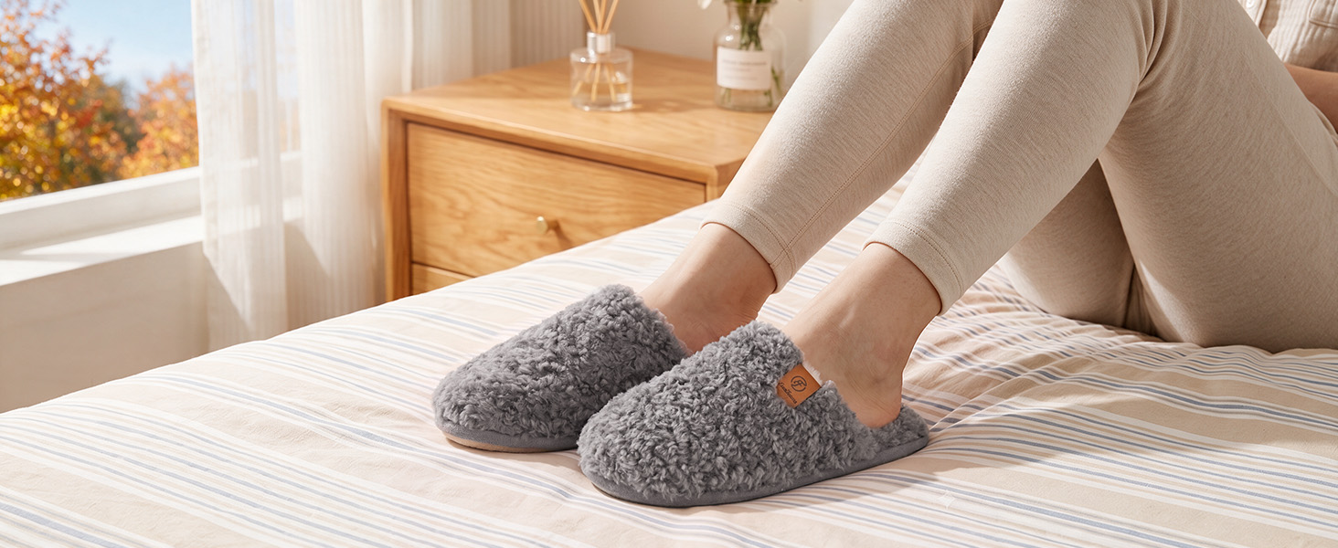 Жіночі домашні капці EverFoams з м'якого штучного альпака, білий кремовий колір, розмір 38/39 EU