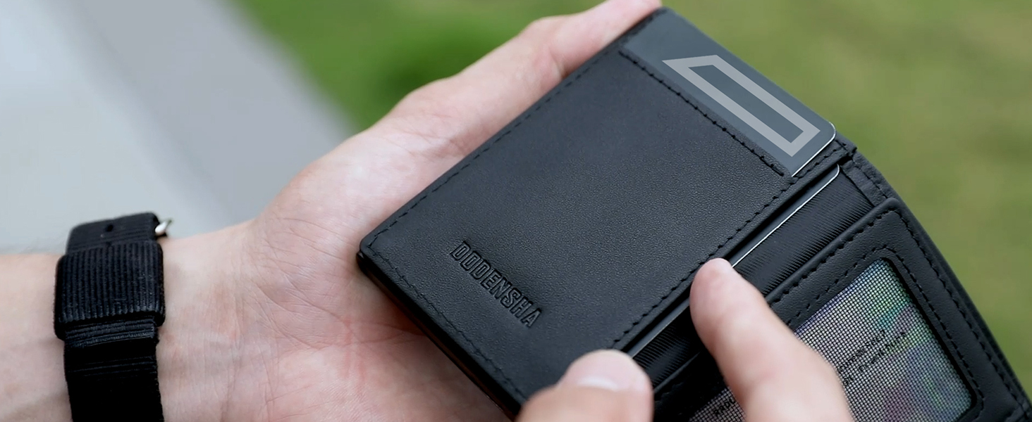 Чоловічий гаманець-картхолдер DODENSHA з RFID-захистом, автоматичним pop-up механізмом для 8-10 карт, відділенням для монет та вікном для ID (Чорний)