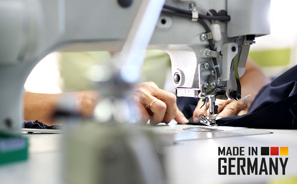 Чоловічі шкіряні лосини Vantissimo, виготовлені в Німеччині. Чорні лосини-легінси з лакофарбовим покриттям, облягаючого крою. Шкіряні лосини, лосини-мегінги, лосини з ефектом мокрого блиску, лакові лосини (S, чорний лак)