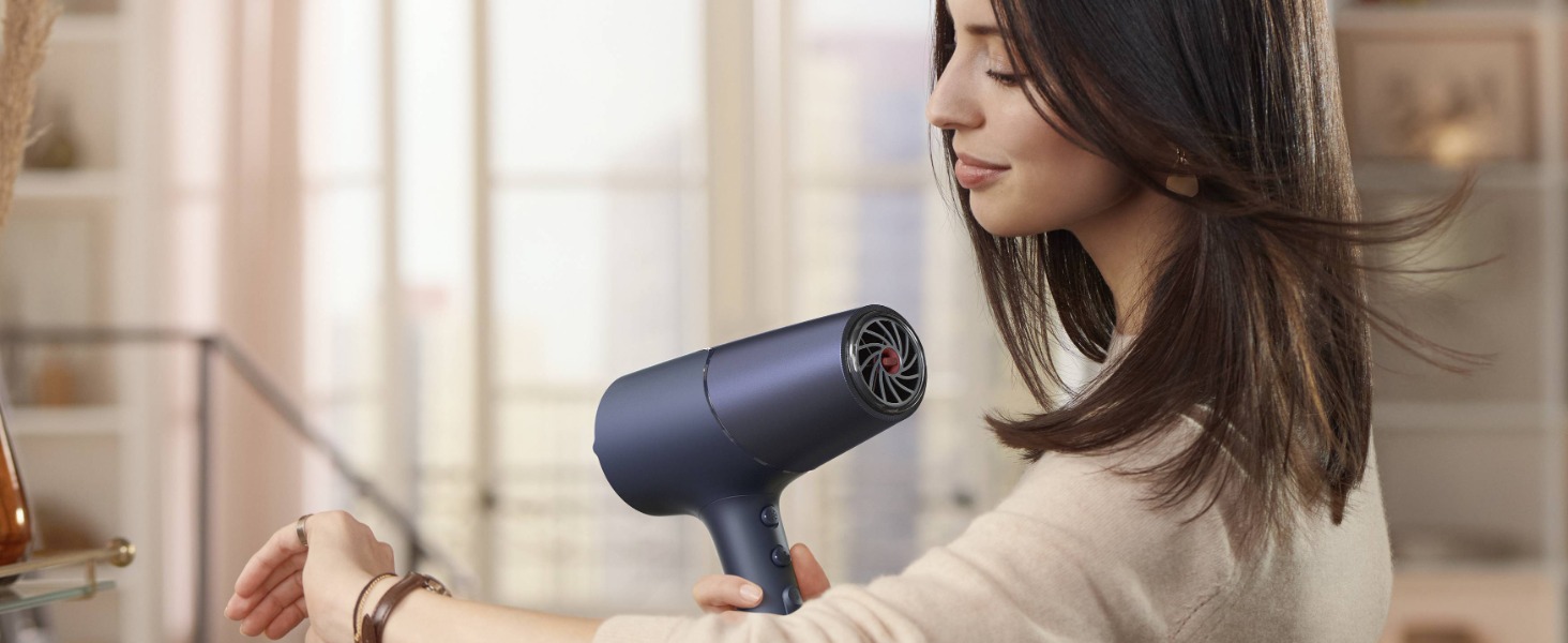 Фен для волосся Philips 5000 Series BHD510/00, 2300 Вт, ThermoShield, іонізація, дифузор та насадки для стайлінгу, Metallic-Blau